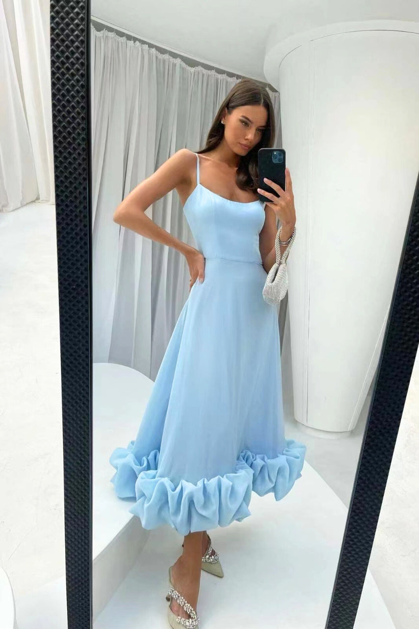 Elegancka sukienka z motywem zwierzęcym