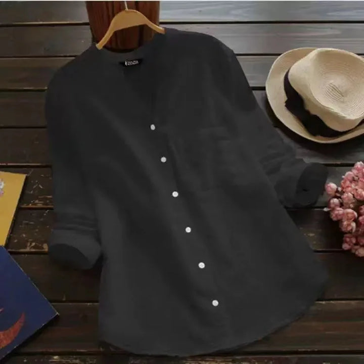 "Autumn™ | Bluzka z dekoltem w serek" can be rewritten as "Autumn™ | Bluzka z V-dekoltem".
