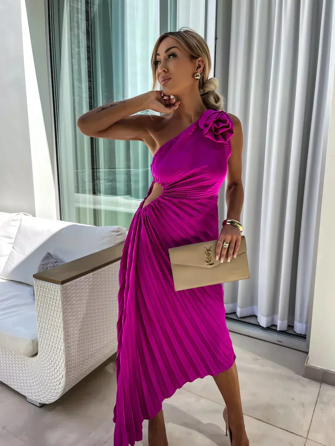 Eya™ | Elegancka maxi sukienka na jedno ramię z kwiatowym wzorem